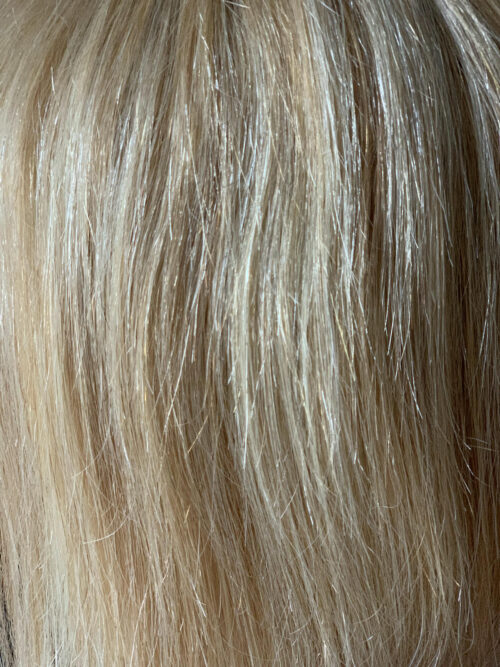 Bob peruka z naturalnych włosów w kolorze blond jasny linia Mara 30 cm