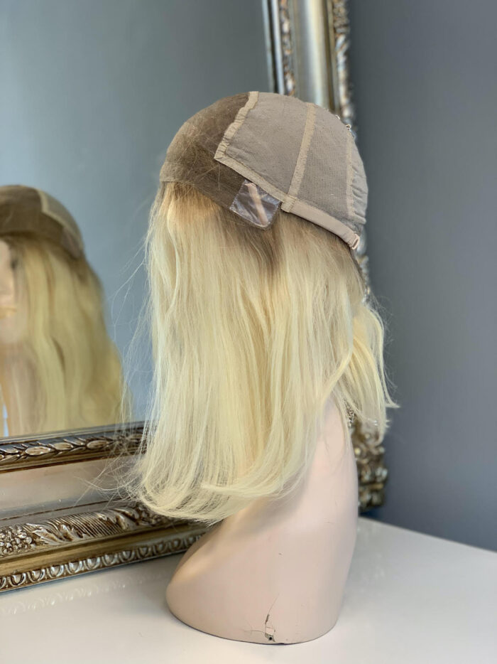 Peruka Blond Włosy Naturalne z delikatnym odrostem Yasmine 40 cm